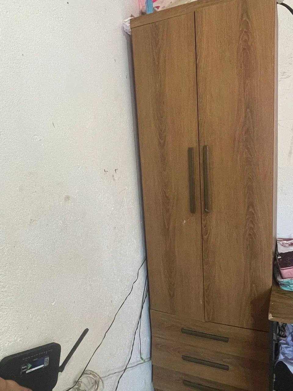 Vende-se uma cama box, um mini guarda roupa solteiro e um freezer usado  - Foto 2
