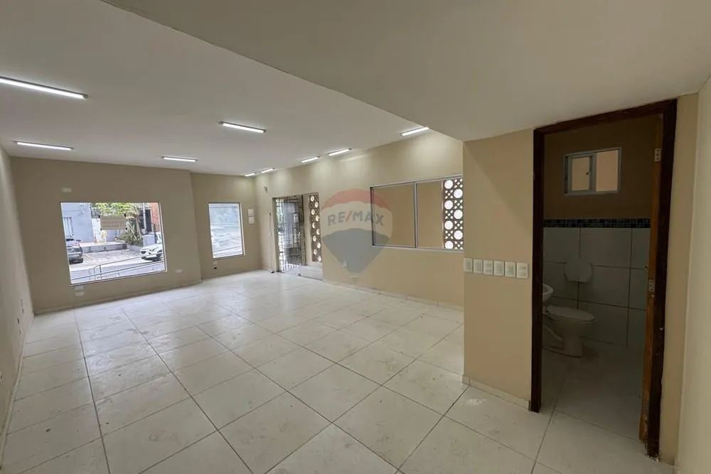 Loja com Vitrine na Av. Santos-Dumont | Aflitos  Recife - Foto 12