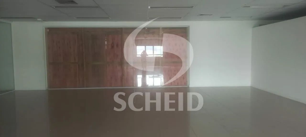 ÓTIMO PONTO COMERCIAL, EM AVENIDA COM GRANDE MOVIMENTO - Foto 2
