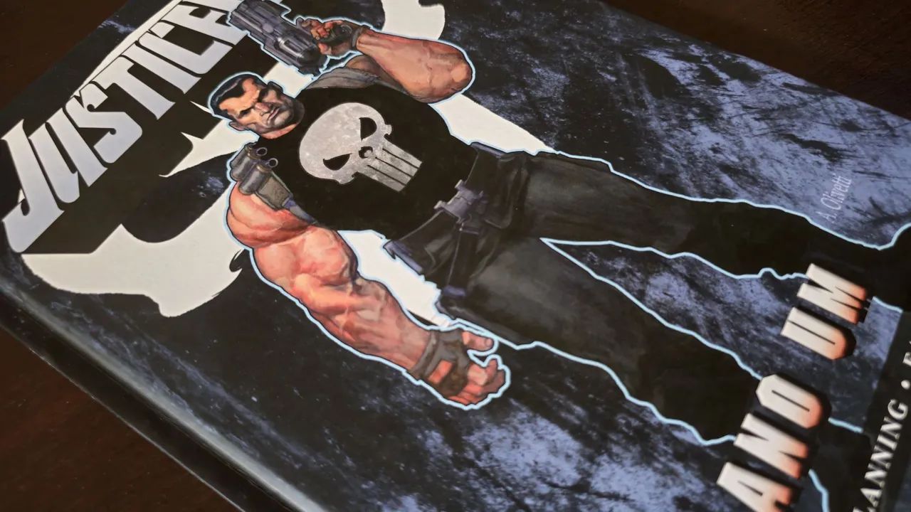 Justiceiro - Ano Um - Marvel - HQ Panini - Foto 2