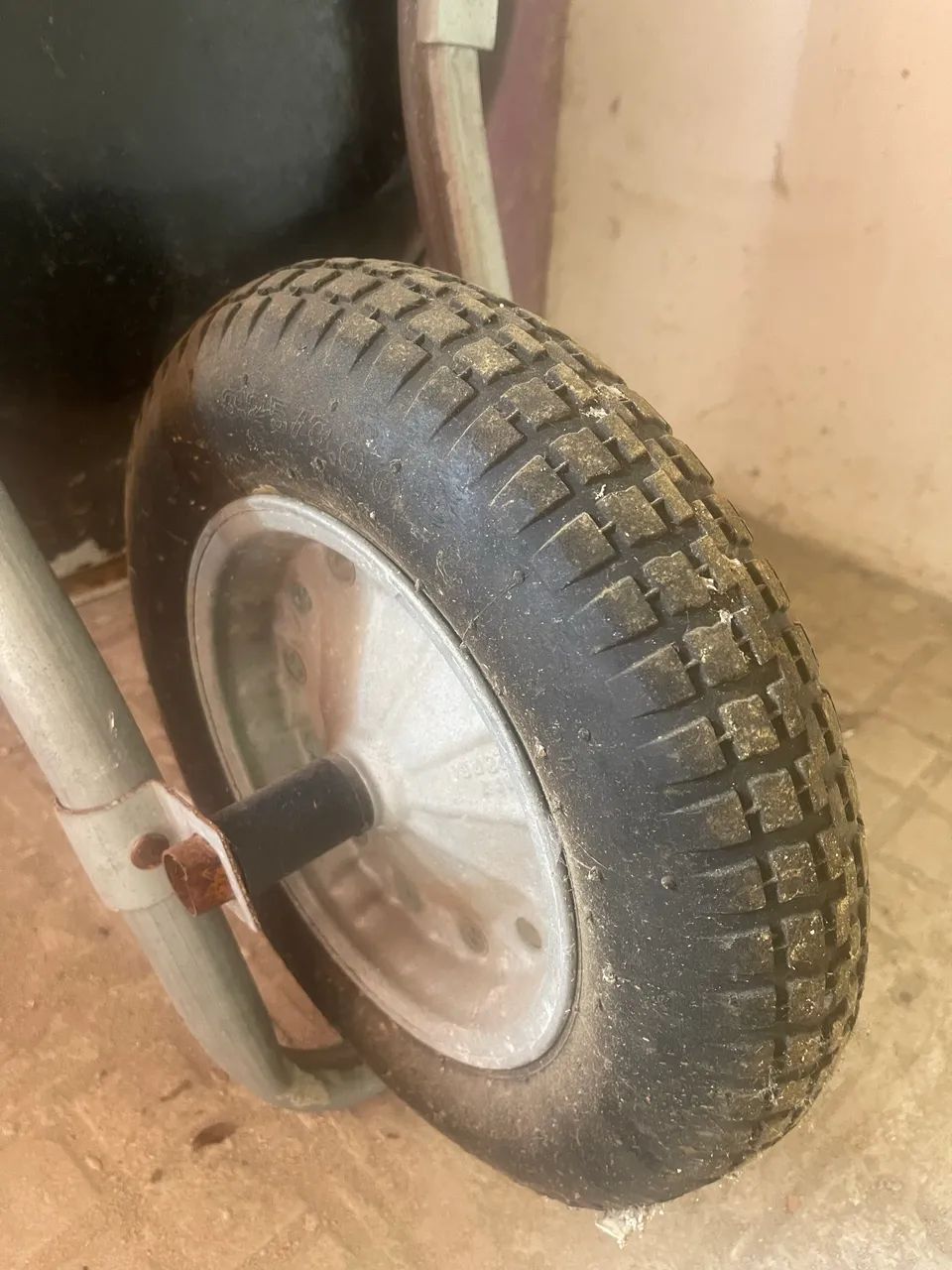 Carrinho de mão+ Pá  - Foto 3