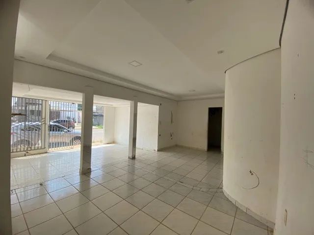 Casa com ponto comercial na frente  - Foto 5