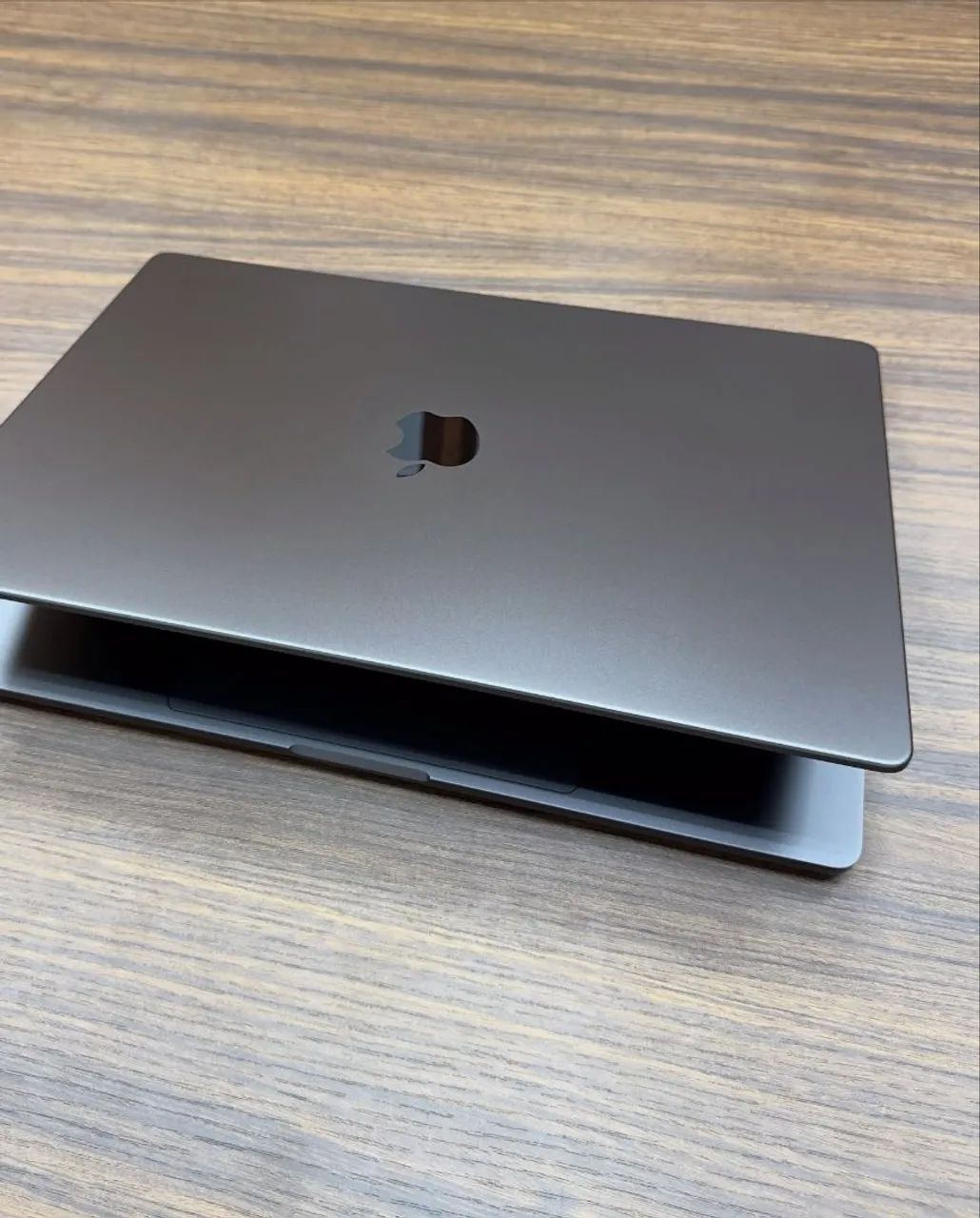Macbook Pro 16 M3 Pro 36gb 512 SSD USADO - Foto 4