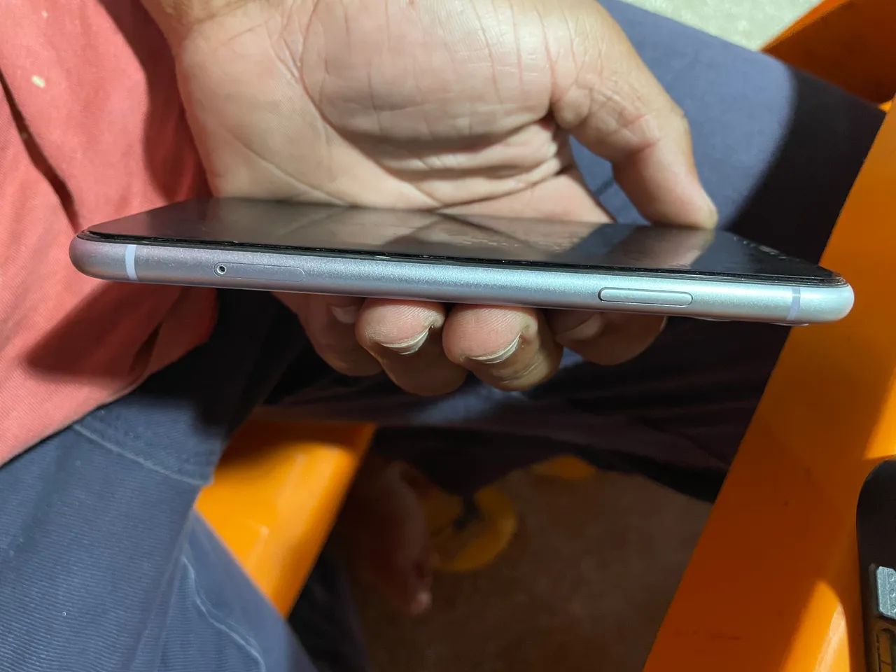 iPhone 11 lilás 64 g - Foto 5