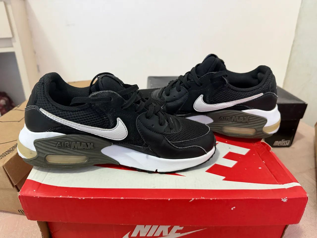     Nike Air Max Preto e Branco Feminino Original