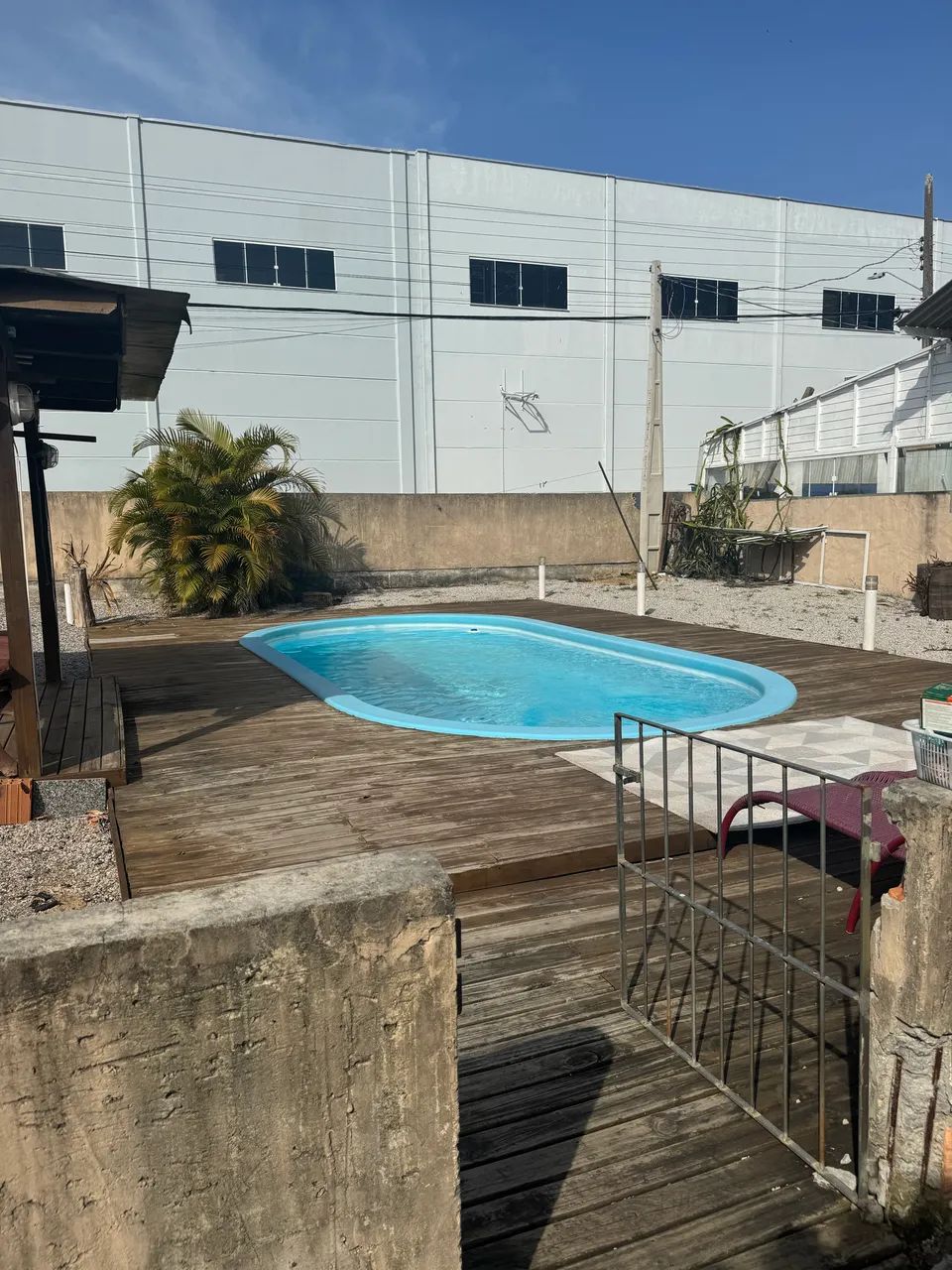 Vende-se piscina grande 