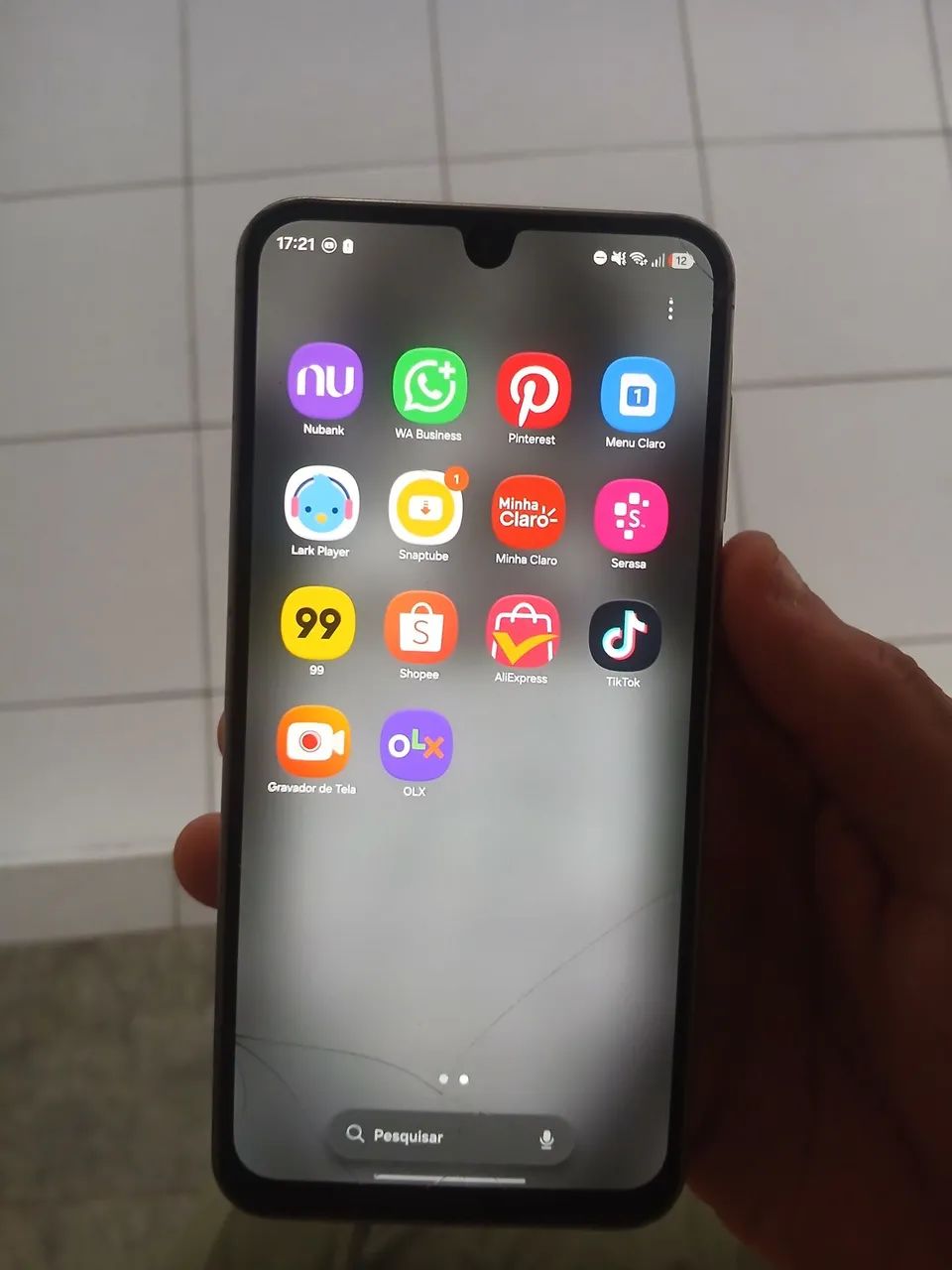 Troco esse celular por um mais simples e 150 de volta - Foto 4