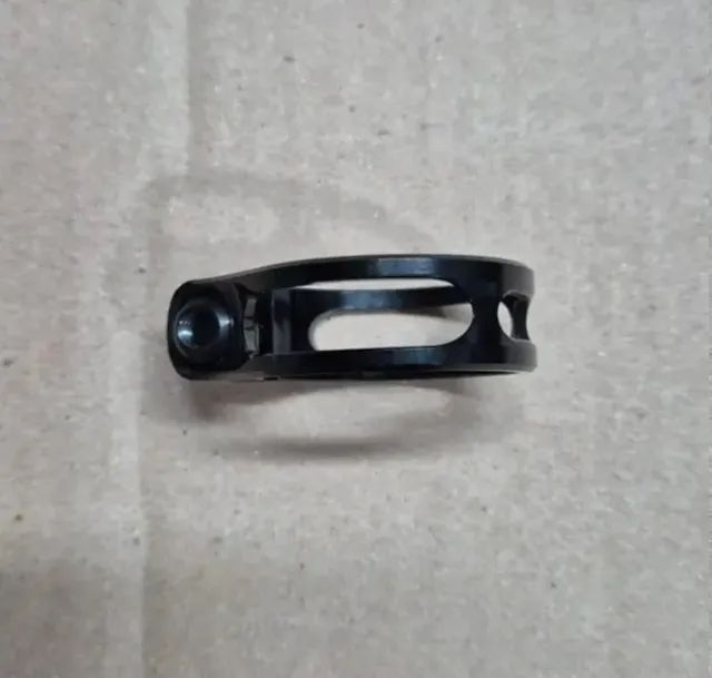 Abraçadeira De Canote 31.8mm Chave Alen Preta Light 8 Gramas - Foto 3