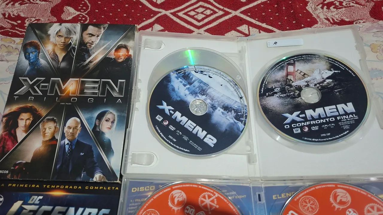 Box DVDs X-Men Trilogia + Legends of Tomorrow 1ª Temporada