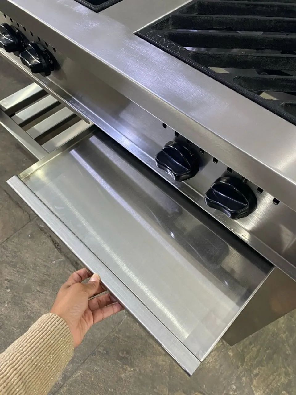 FOGÃO INDUSTRIAL DE INOX 6 BOCAS - Foto 3