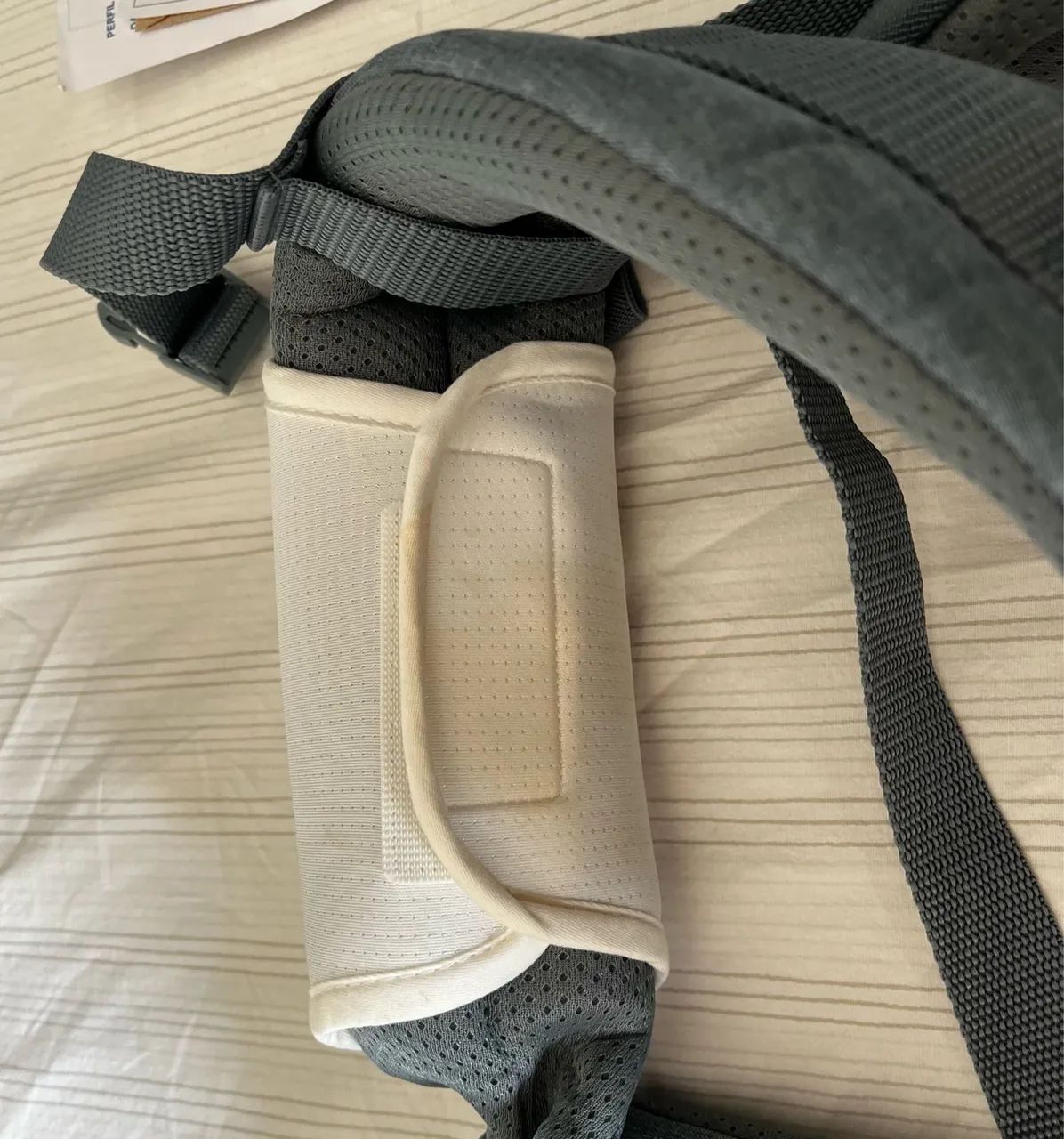 Canguru Fisher Price cinza 