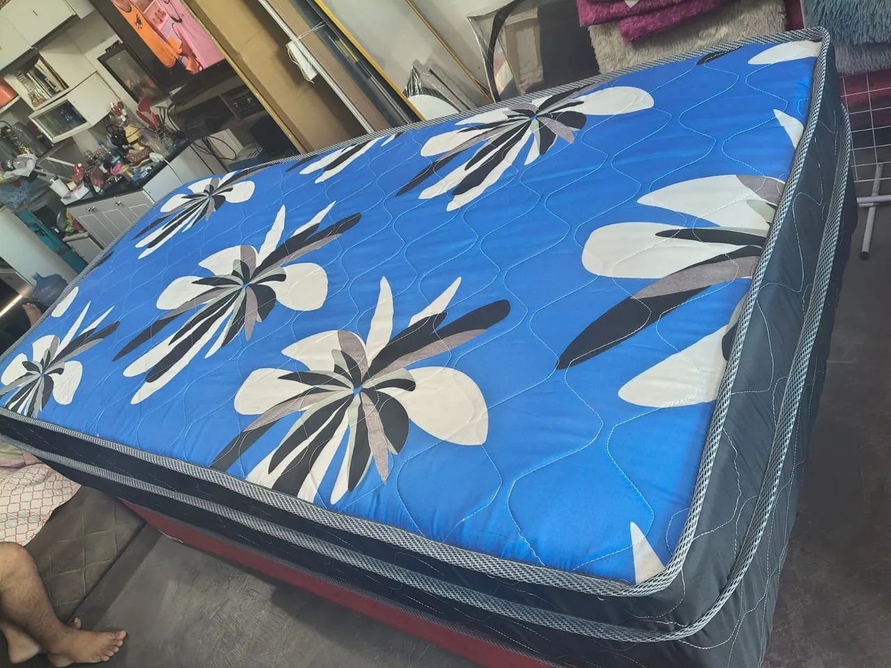 CAMA BOX SOLTEIRO DE ESPUMA NOVA R$380- Entrega grátis  - Foto 2
