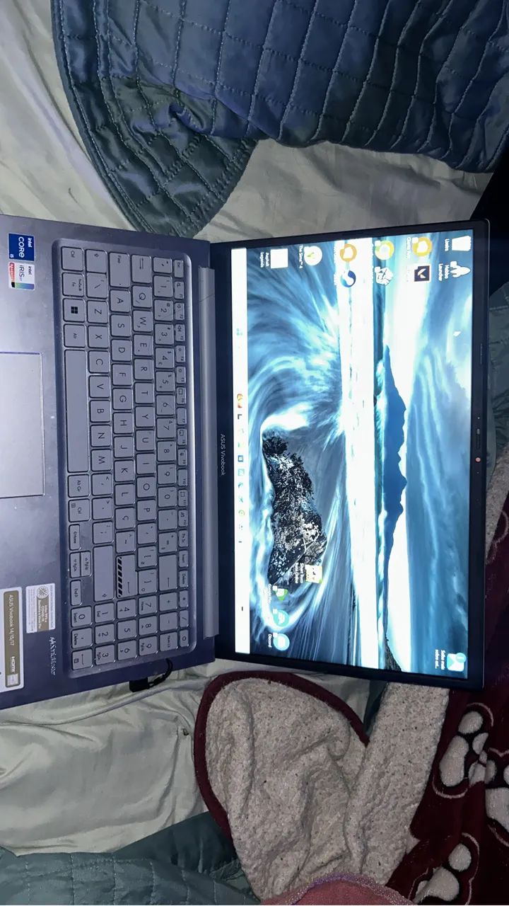 Notebook ASUS VivoBook 15 Intel Core i5 + Intel Iris Xe 