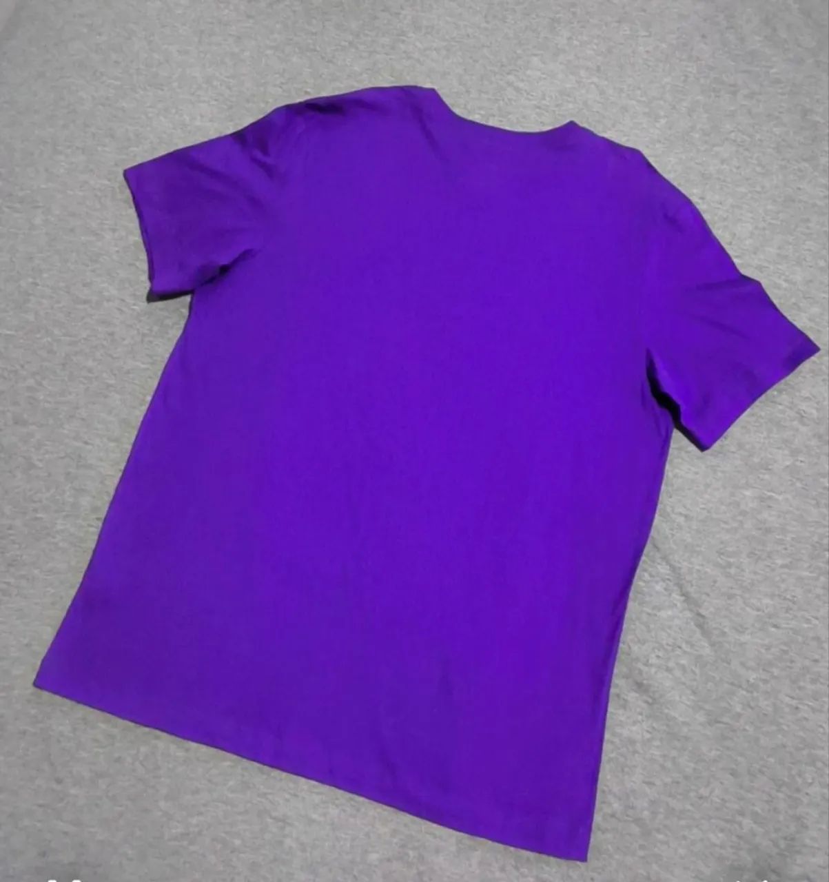 Camiseta Nike Roxo/Verde original nova - Foto 3