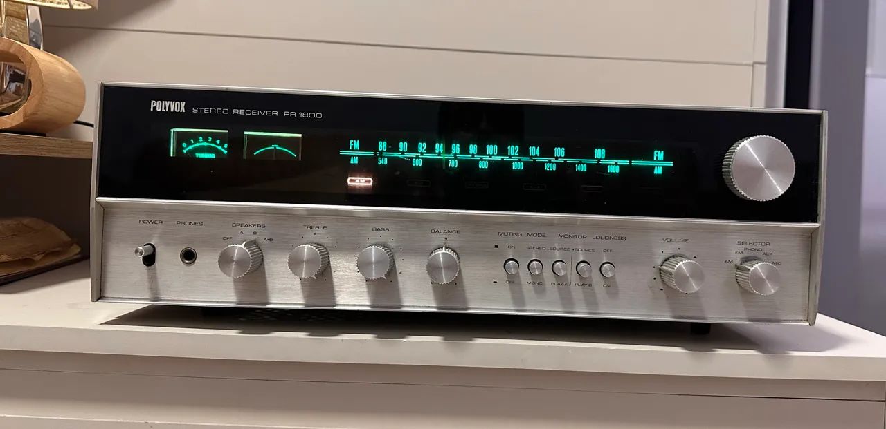 A venda Receiver Polyvox PR 1800