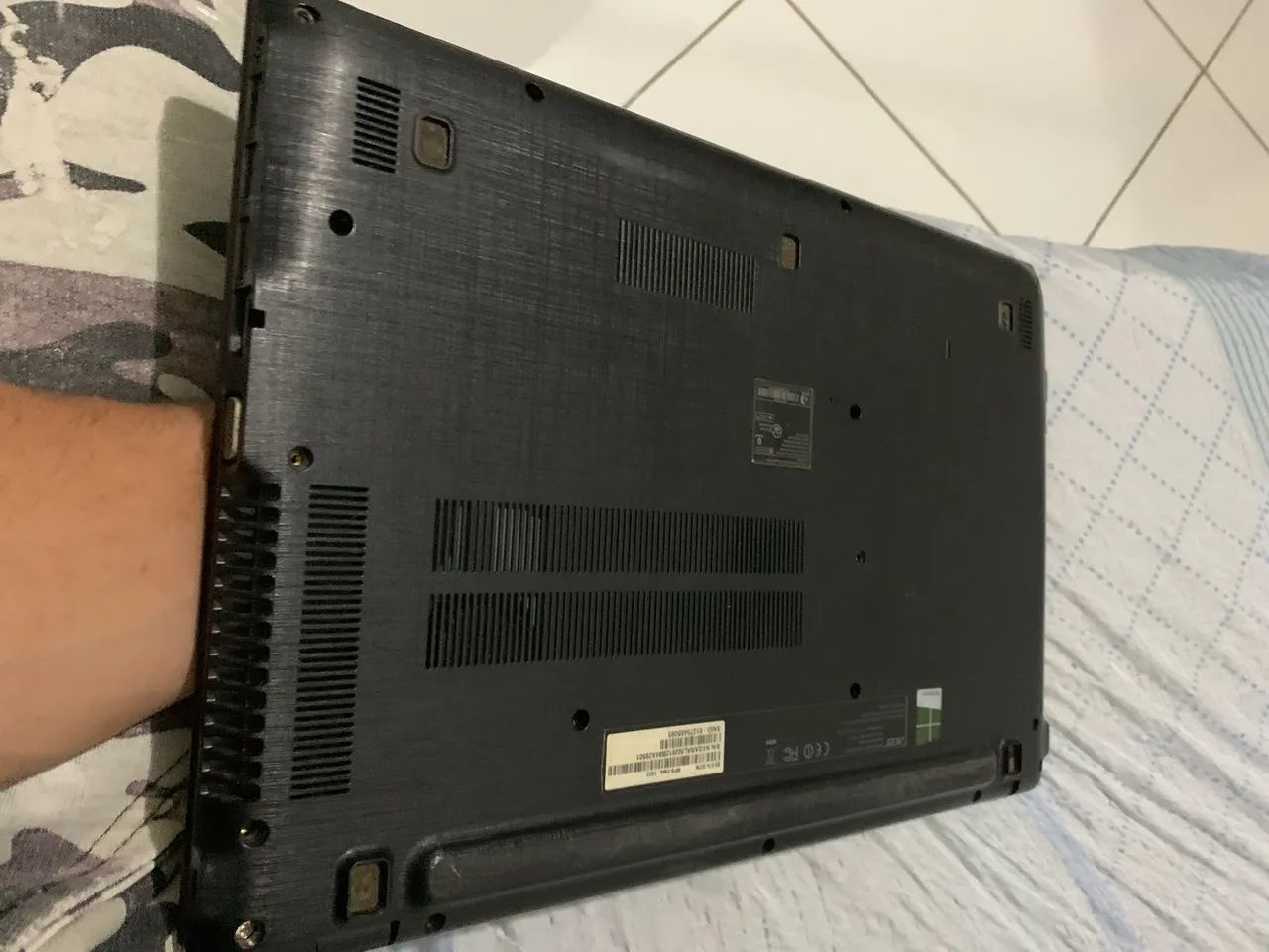 Notebook Acer Aspire E5-574-307M ? Peças / Com Defeito - Foto 4