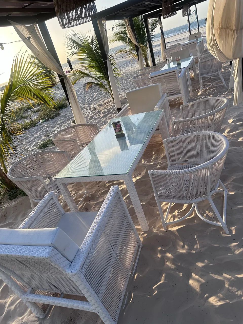 Jogo de mesa e cadeiras  - Foto 3