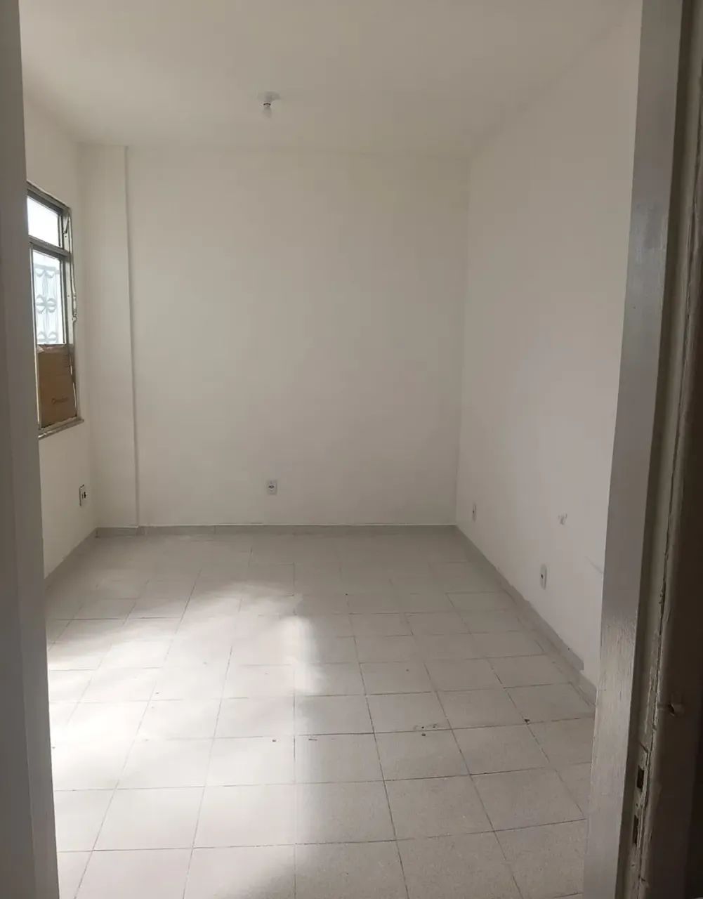 ALUGO-Sala COMERCIAL-Calçadão-Duque de Caxias - RJ - Foto 2