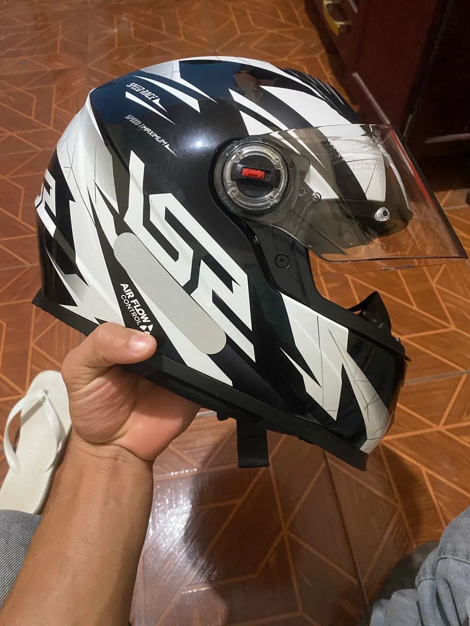 VENDO LS2 DRAZE PRETO E BRANCO