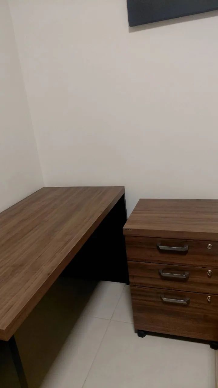 Conjunto - Mesa e Gaveteiro - Foto 4