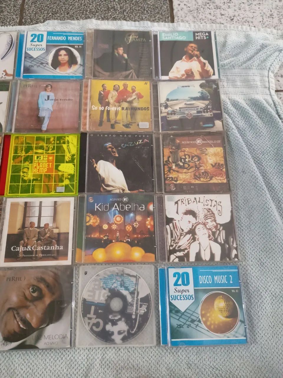 CDs de títulos nacionais  - Foto 3