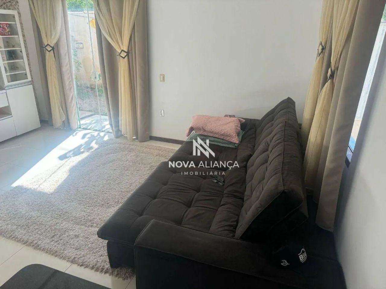 Casa com 3 quartos à venda, 360 m² - Morada Interlagos - Vila Velha/ES - Foto 2