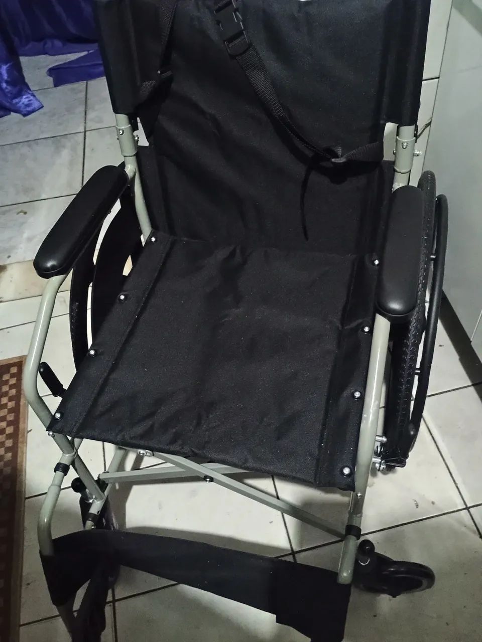 Cadeira de rodas - Foto 4