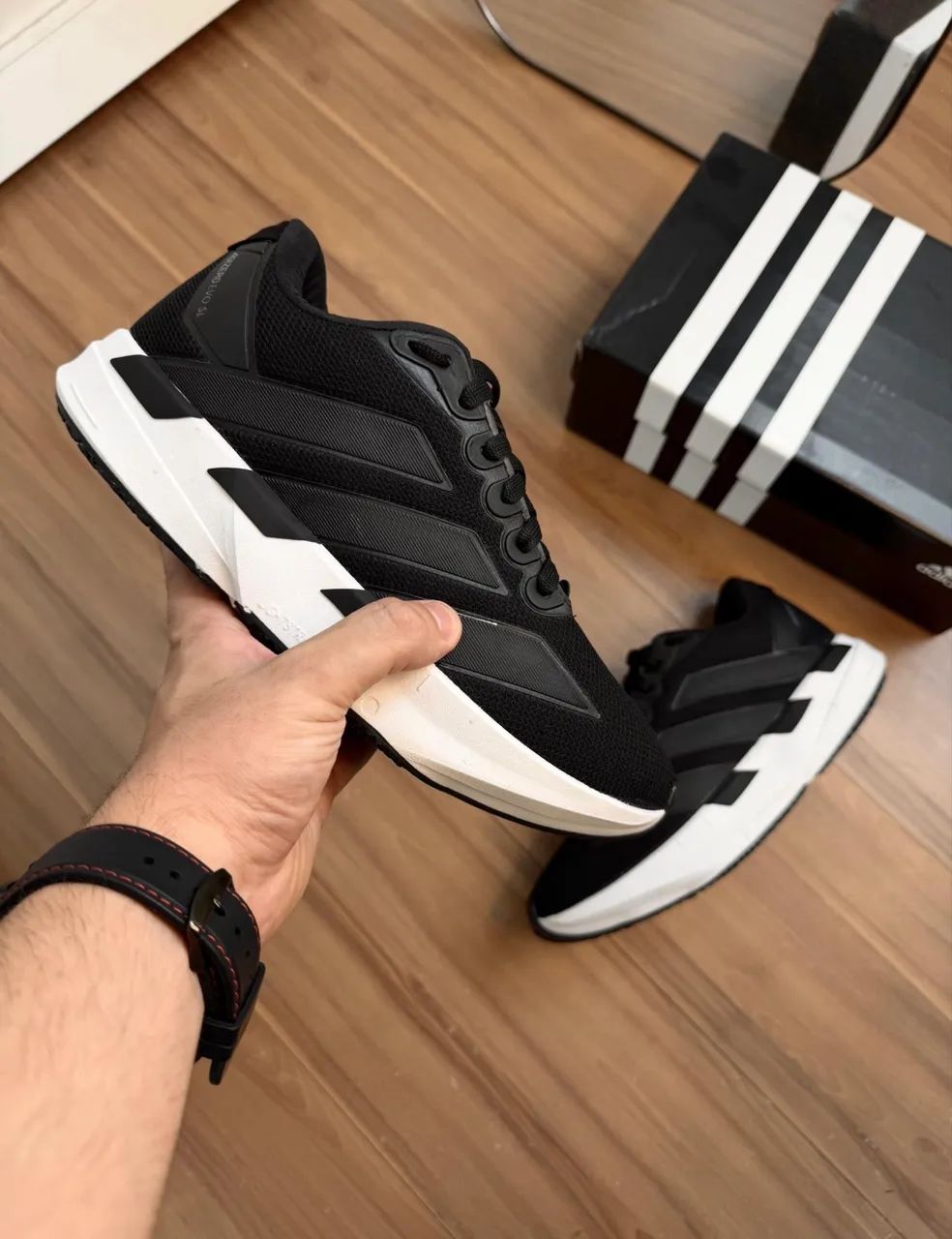 Tênis adidas 35 ao 38 (novo) - Foto 3
