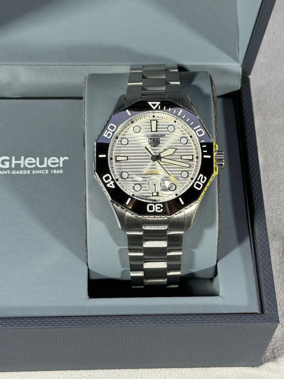 Plus tag heuer Aquaracer fundo branco 2024 - Foto 5