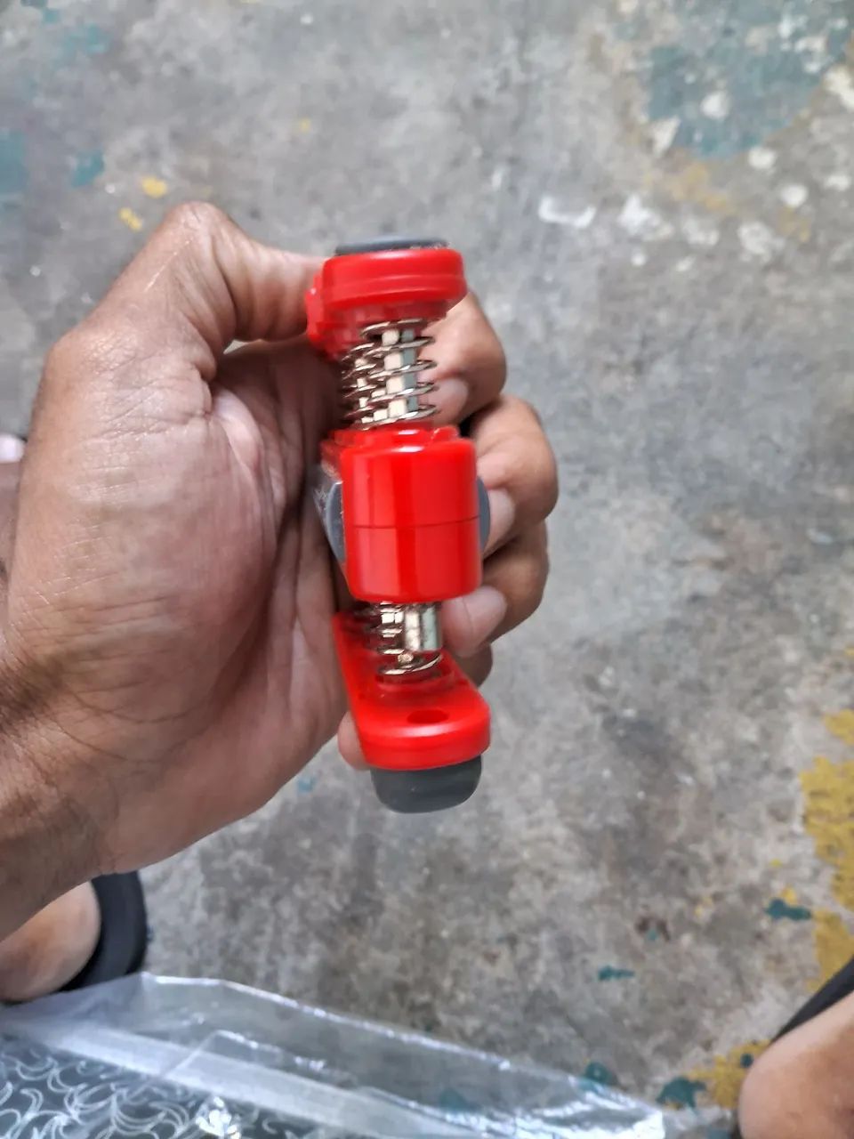 Exercitador de dedos semi novo - Foto 4