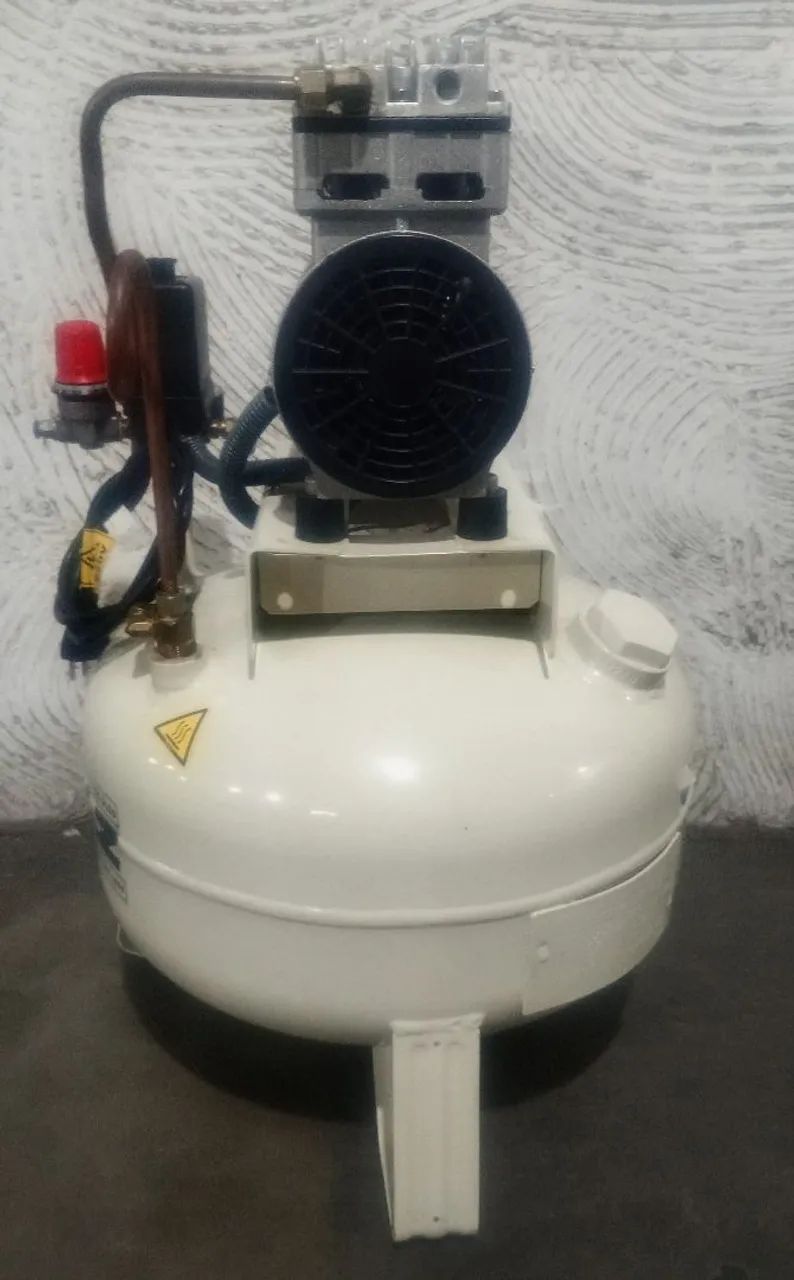 Compressor odontológico  - Foto 2