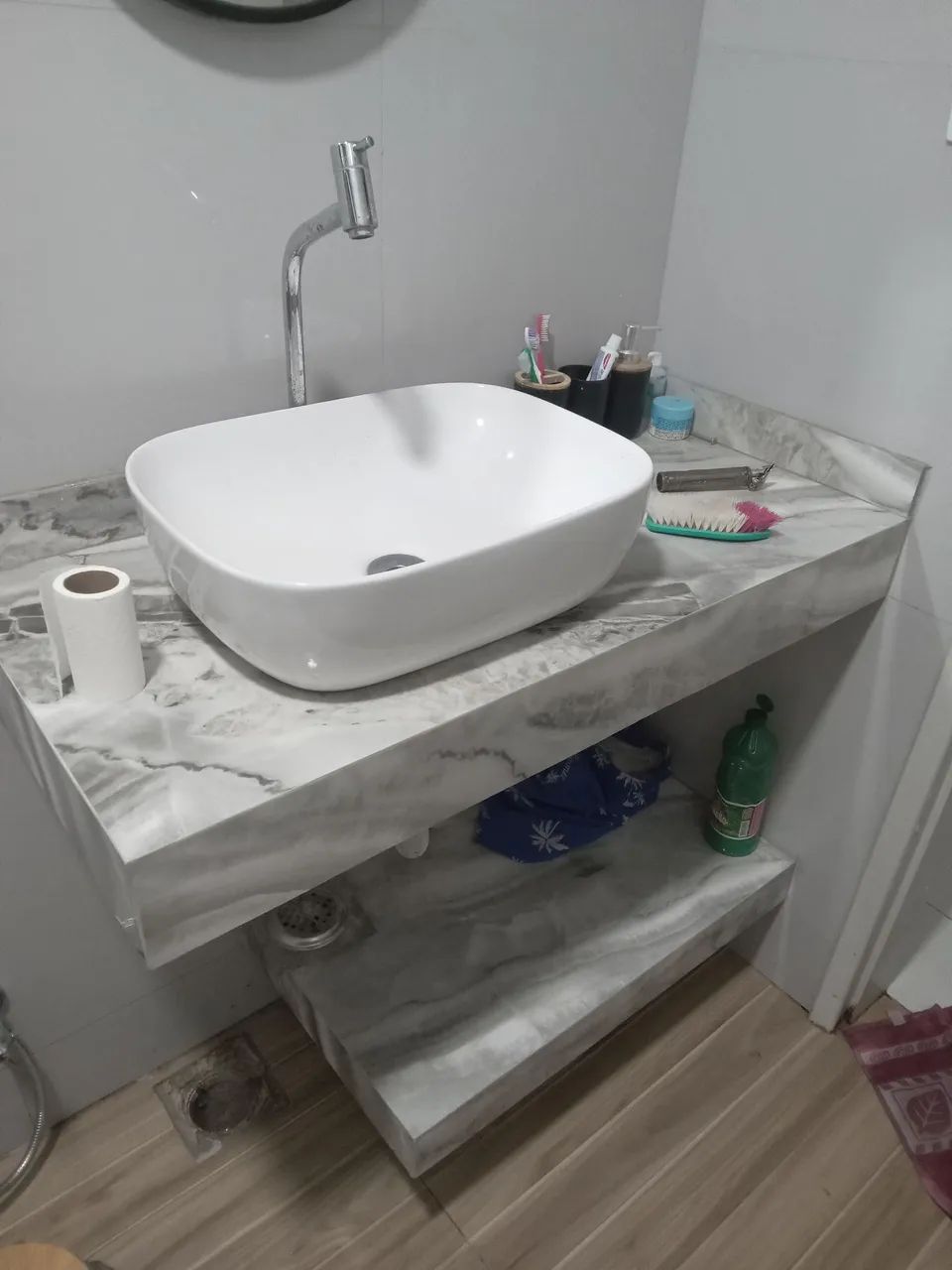 Ninxo bancada de pia e pia de banheiro tudo em pocelanato - Foto 4