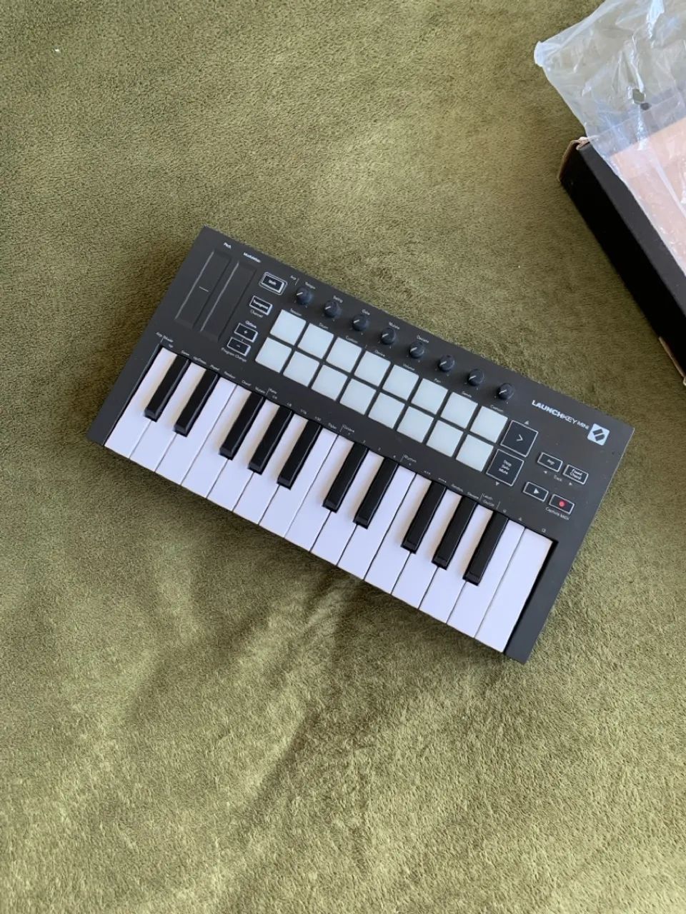 Launchkey Mini MK3 - Foto 4