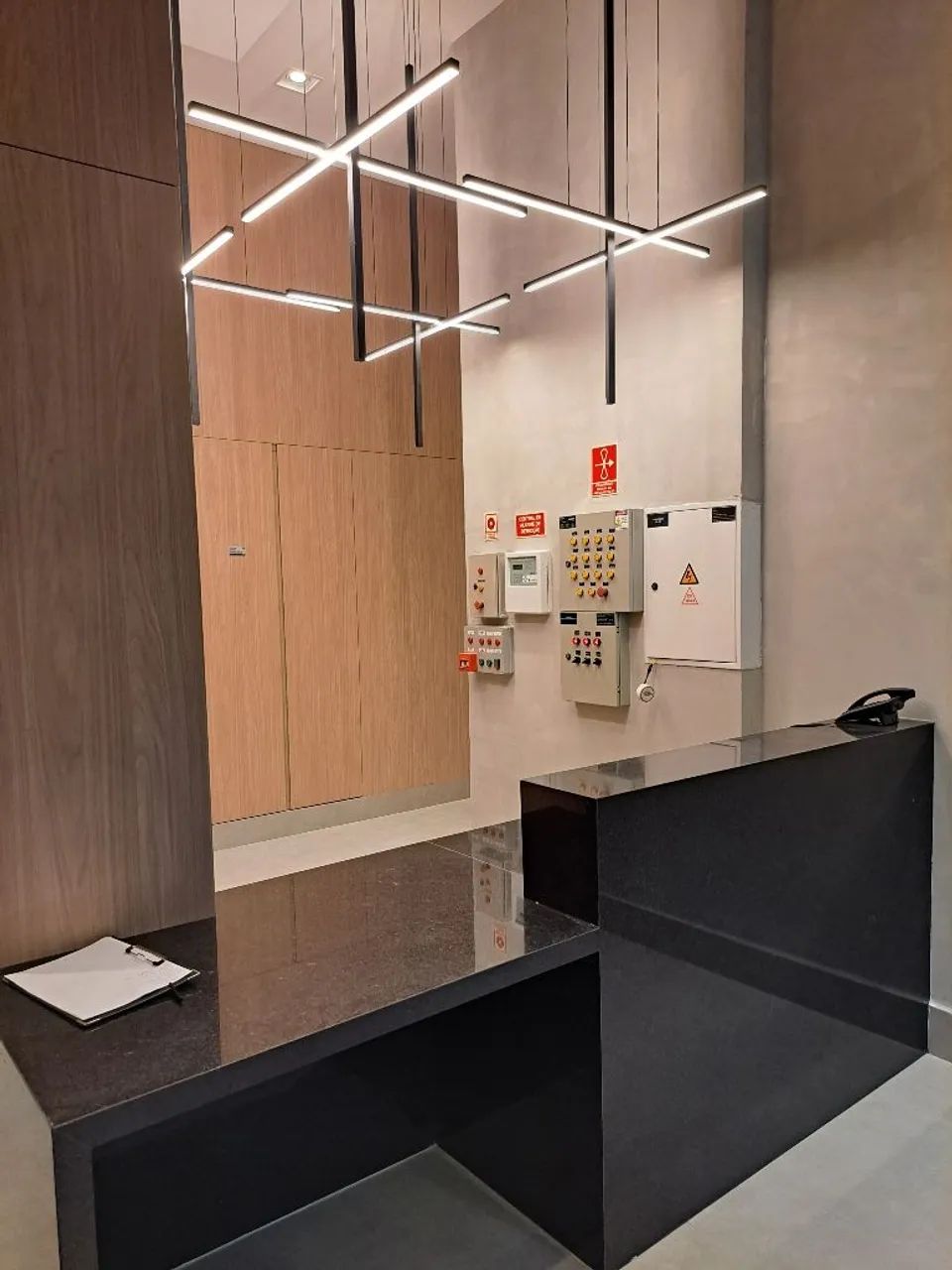 SALA COMERCIAL AO LADO DO METRÔ BUTANTÃ - PRÉDIO NOVO - Foto 2