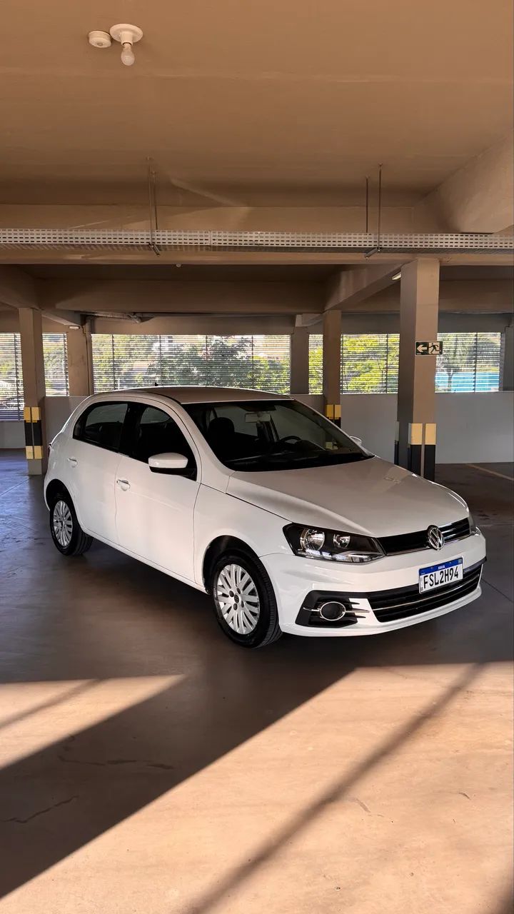 Volkswagen Gol GOL TRENDLINE 1.0 T.FLEX 8V 5P 2015