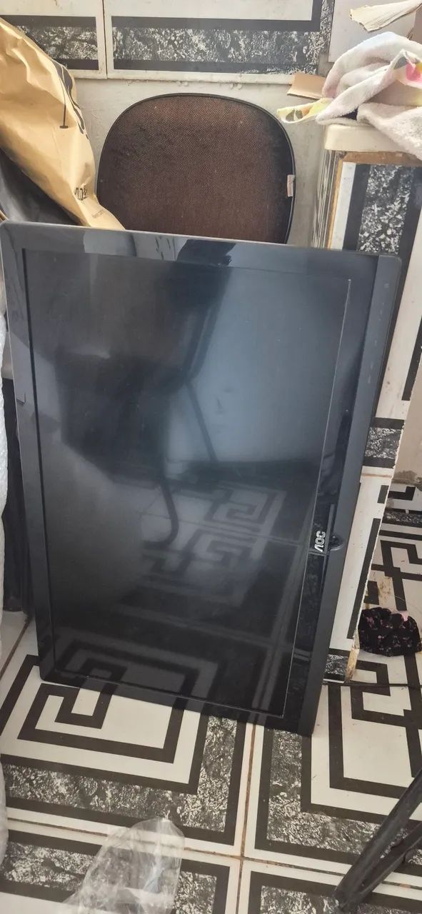 Vende se tvs 32 polegadas com suporte de TV  - Foto 3