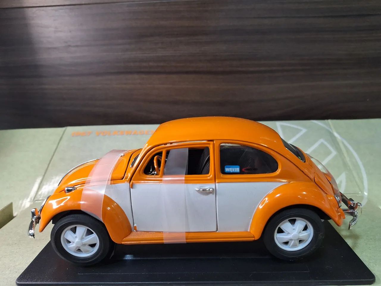 Na Caixa,  1:18, Fusca Greenlight  - Foto 2