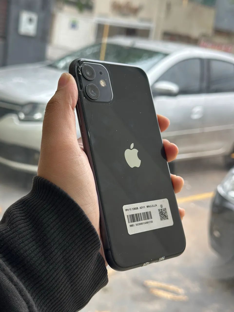 Vendo iphone 11 128gb(Com detalhe)