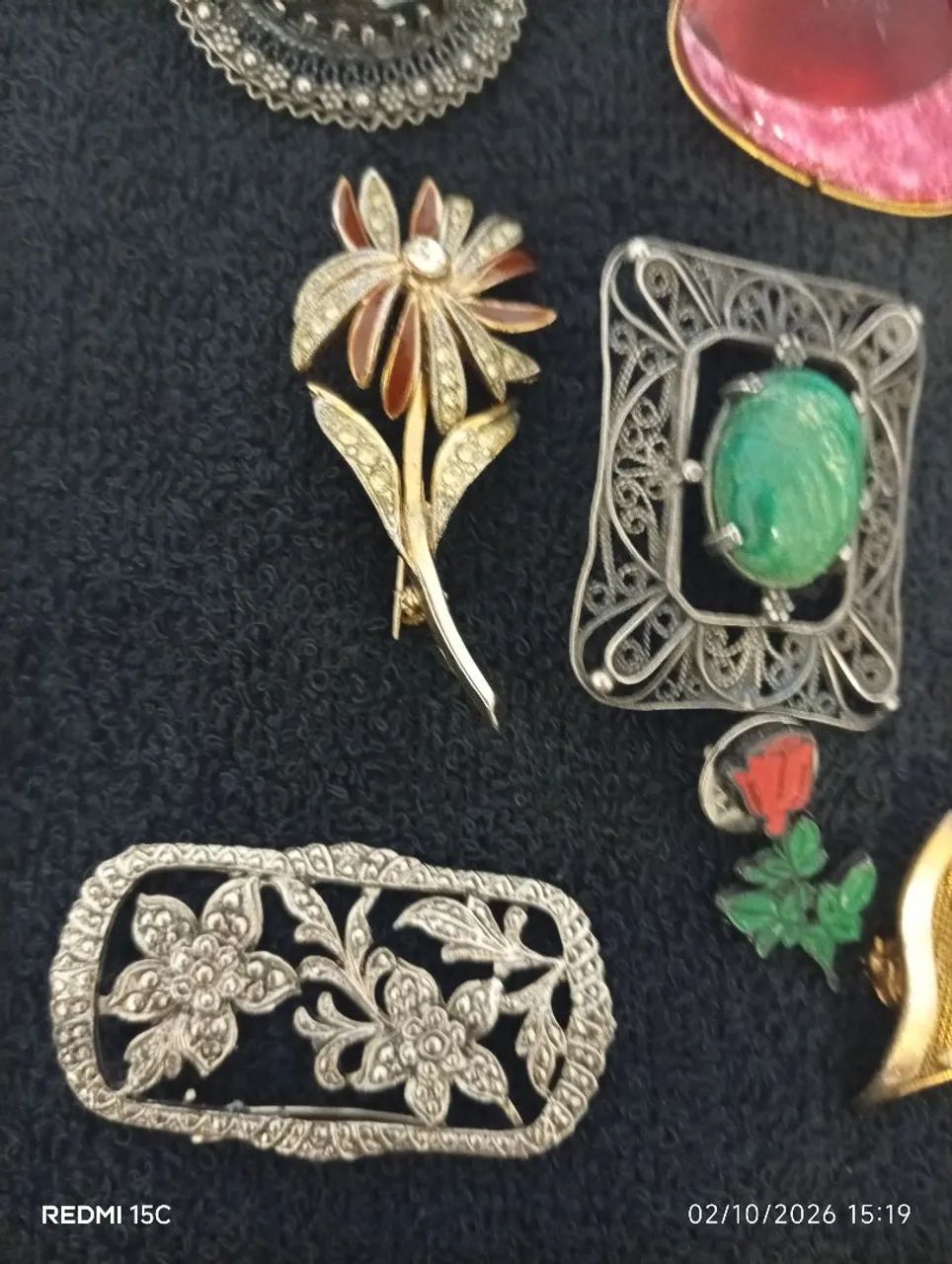 Lote com 10 Broches Vintage Modelos Variados - Foto 2