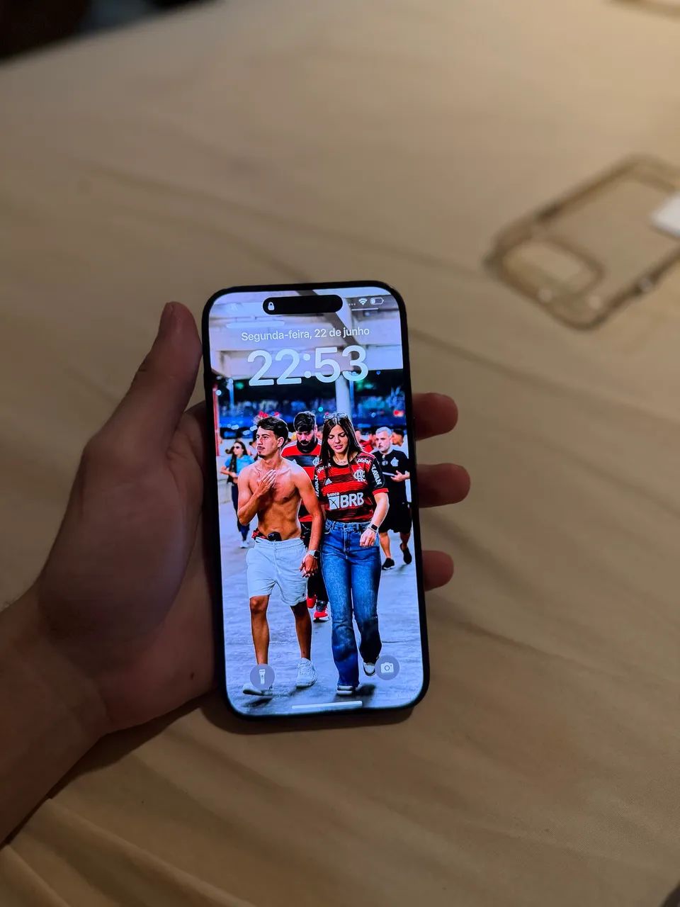 IPHONE 15 PRO IMPECÁVEL 256g - Foto 2