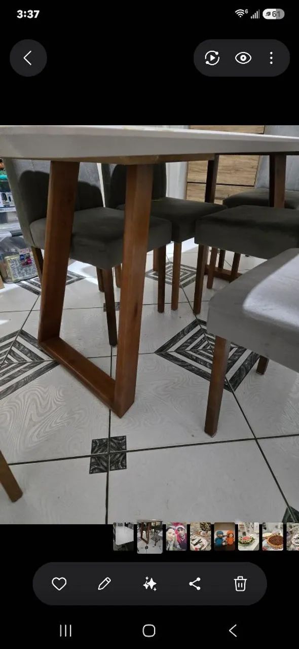 Mesa com 6 cadeiras 