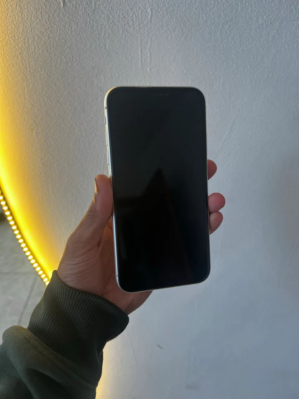 iPhone 11 de 64GB Todo original - Foto 3
