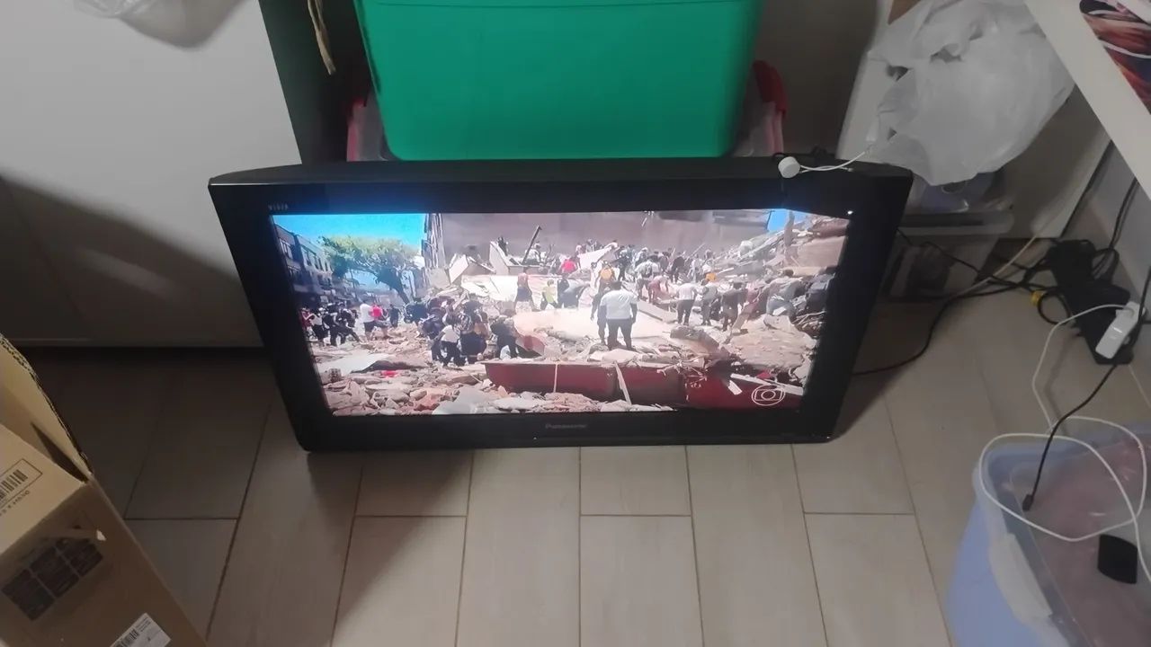 Tv LCD Panasonic Viera Primeira geração 32 polegadas  - Foto 2