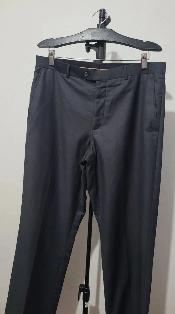 Calça social Cinza N° 44, bonito, elegante, original, bem confortável.  - Foto 4
