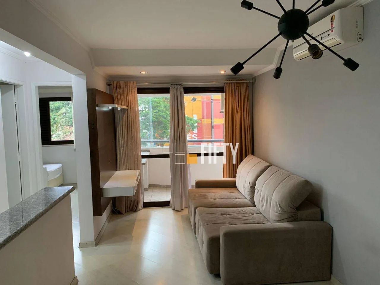 Apartamento à venda. com 55m², 2 dormitórios, 1 suíte e 2 vagas - Moema - São Paulo/SP