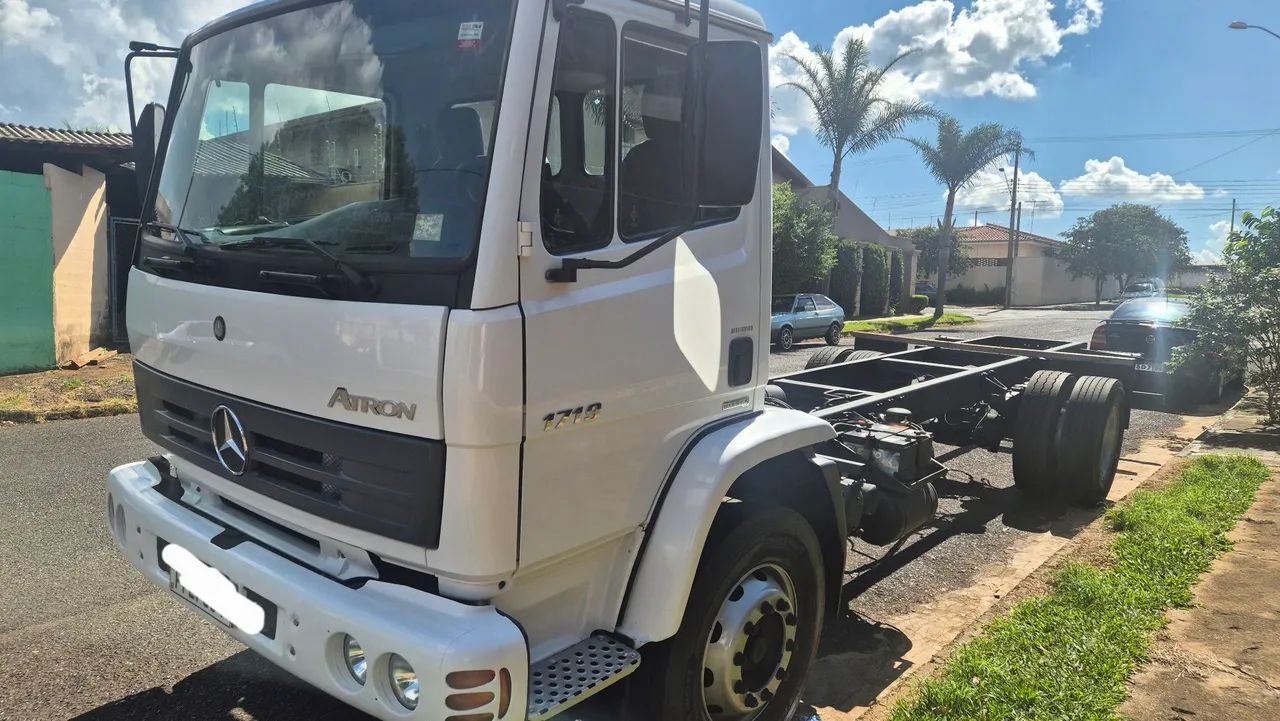 Mb atron 1719 2015 toco