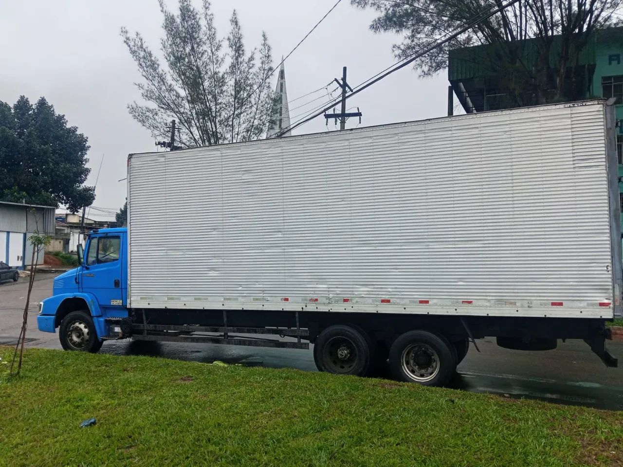 Mercedes 1620 baú.  Mecânica impecável  - Foto 4