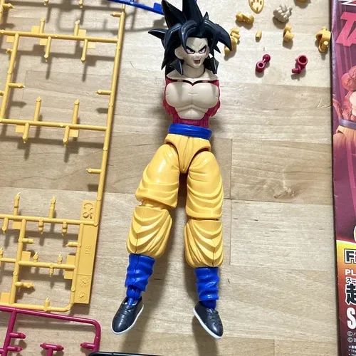 Bandai Son Goku Super Saiyan 4 modelo kit de 14 cm, Dragon Ball GT Figure-Rise Standard - Foto 3