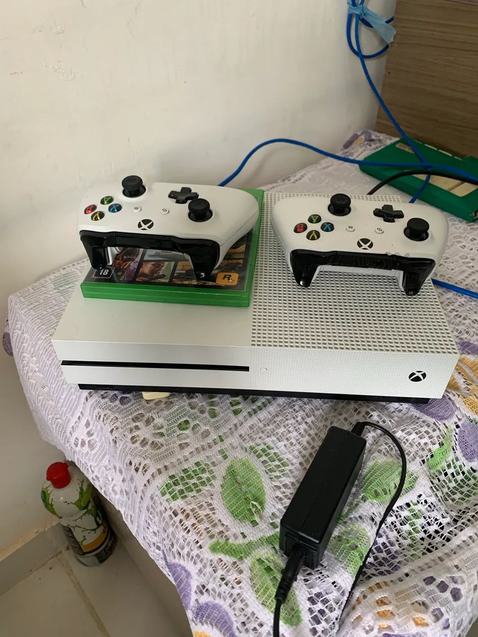 XBOX ONE S 1TB- TRC EM PC, NOT OU PS4