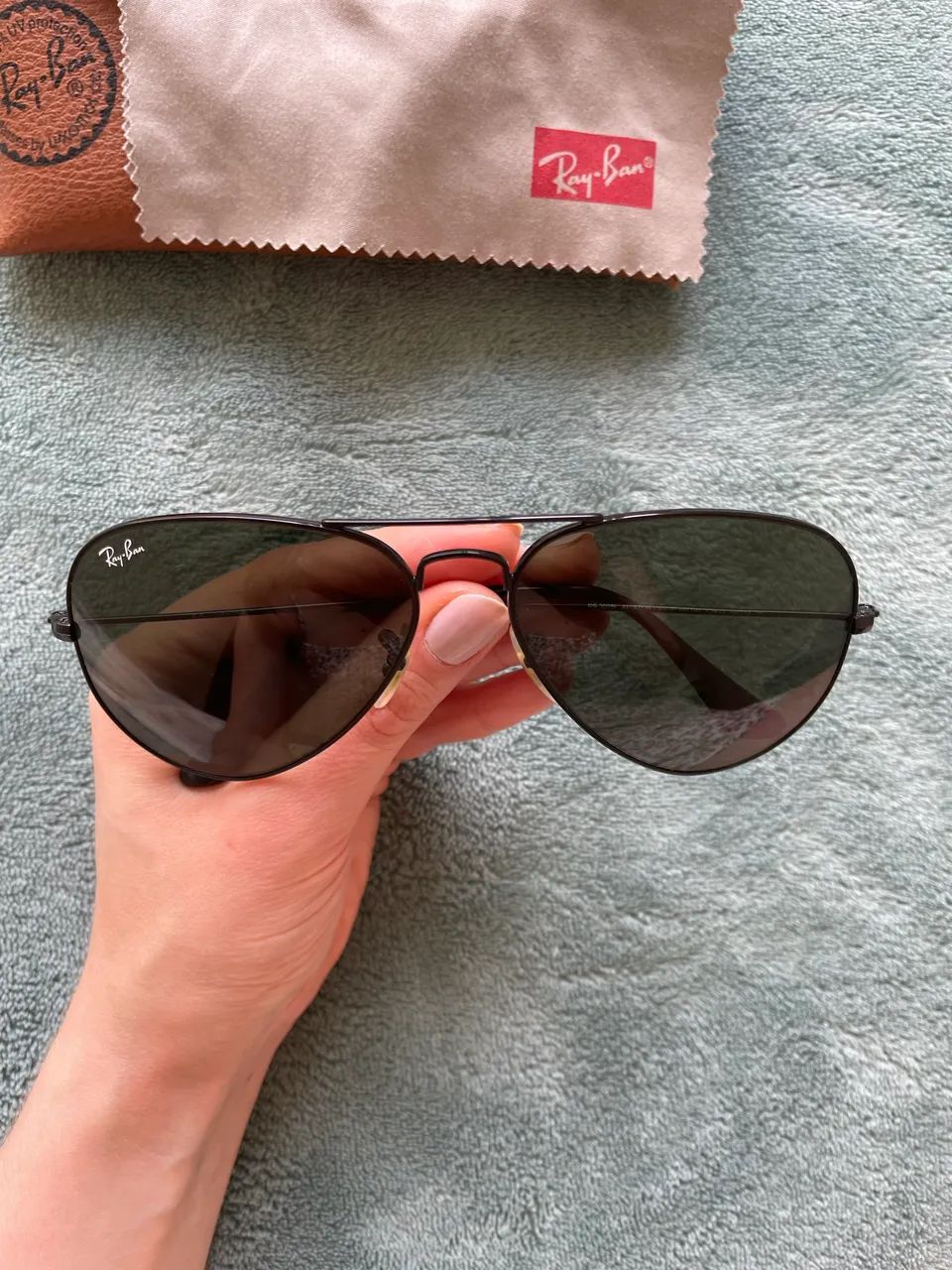 Óculos de sol preto Ray Ban aviador  - Foto 2